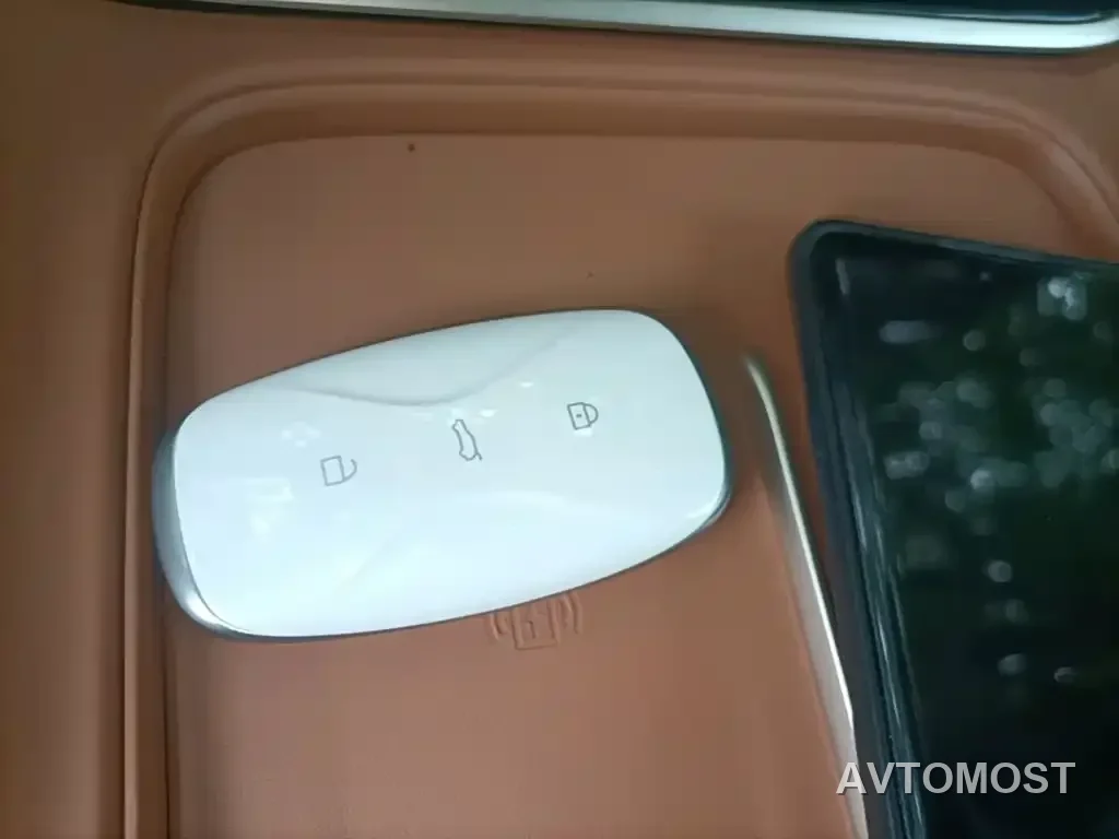 Dongfeng Aeolus L8 2025 Plug-in Hybrid — фото 23
