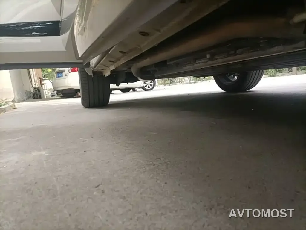 Dongfeng Aeolus L8 2025 Plug-in Hybrid — фото 25