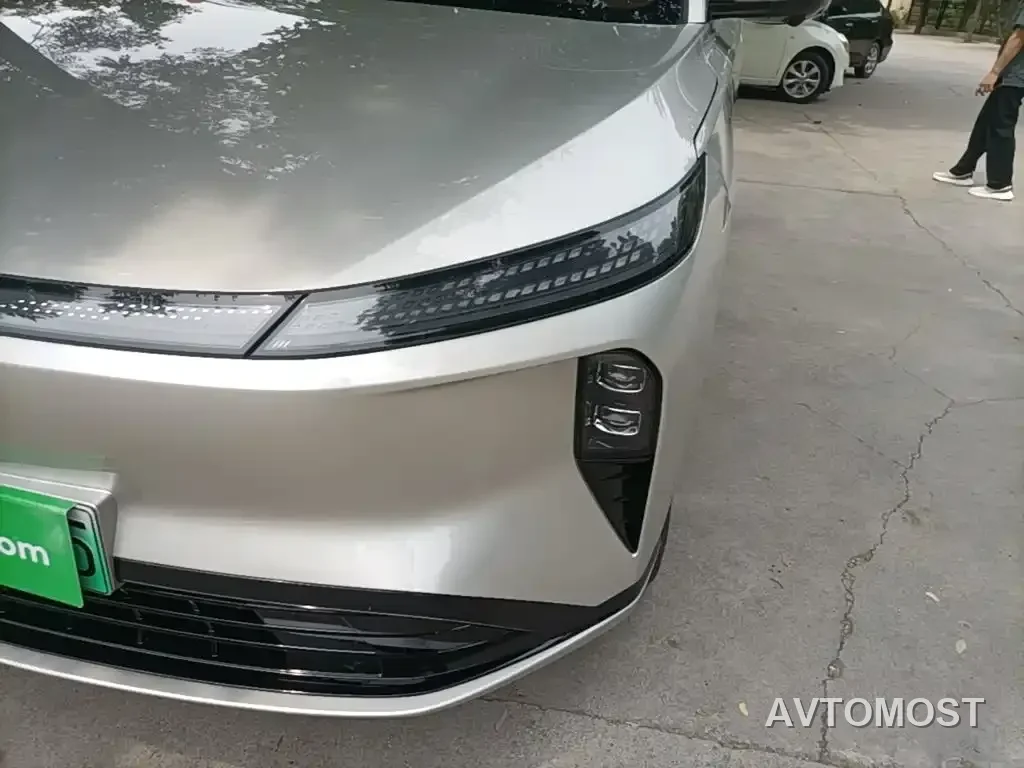 Dongfeng Aeolus L8 2025 Plug-in Hybrid — фото 21