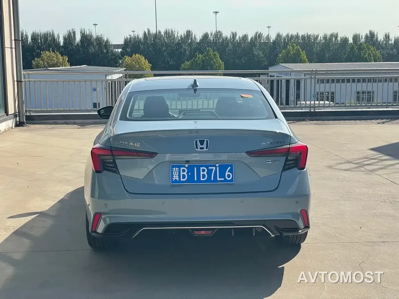 Honda Integra 2023 2.0L e:HEV Sharp Premium Edition — фото 5