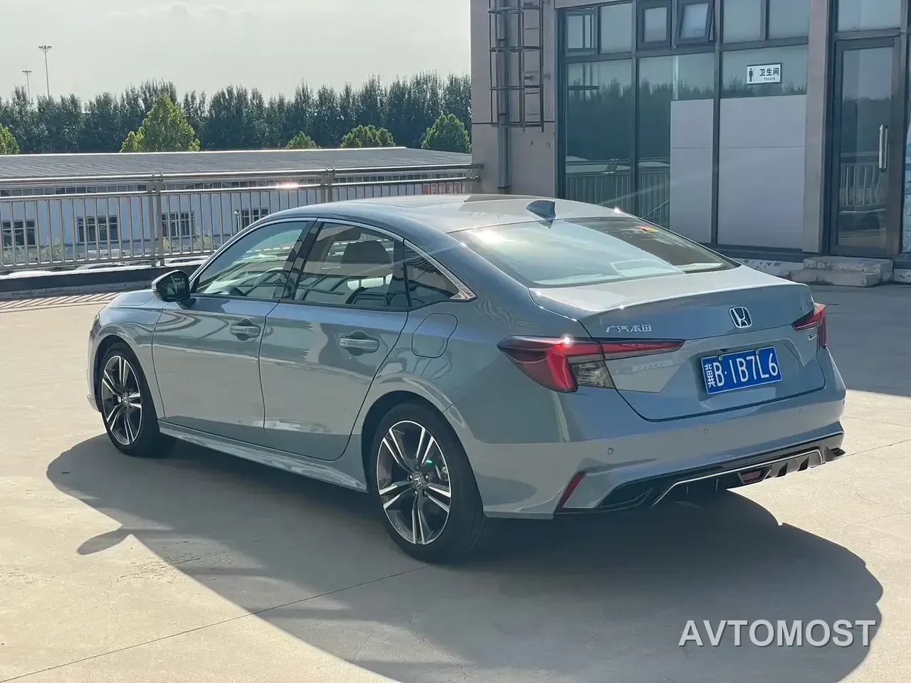 Honda Integra 2023 2.0L e:HEV Sharp Premium Edition — фото 7