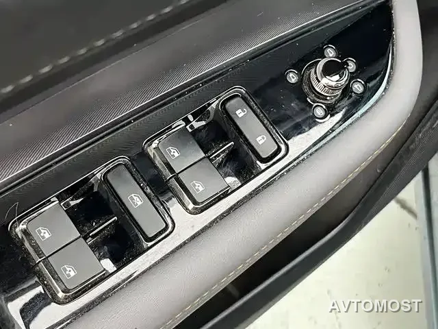 Changan Oshan Z6 EV 2023 Smart Electric iDD 150KM Flagship PLUS Smart Parking Edition — фото 24