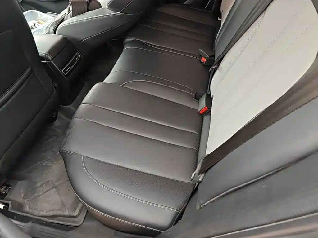 BAIC Beijing EU5 PLUS 2023 R500 Premium Edition — фото 17