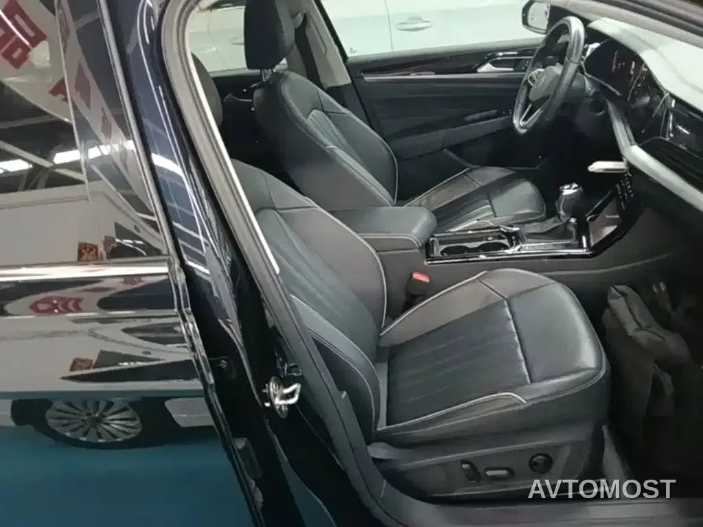Volkswagen Passat 2023 330TSI Starlight Elite Edition — фото 13