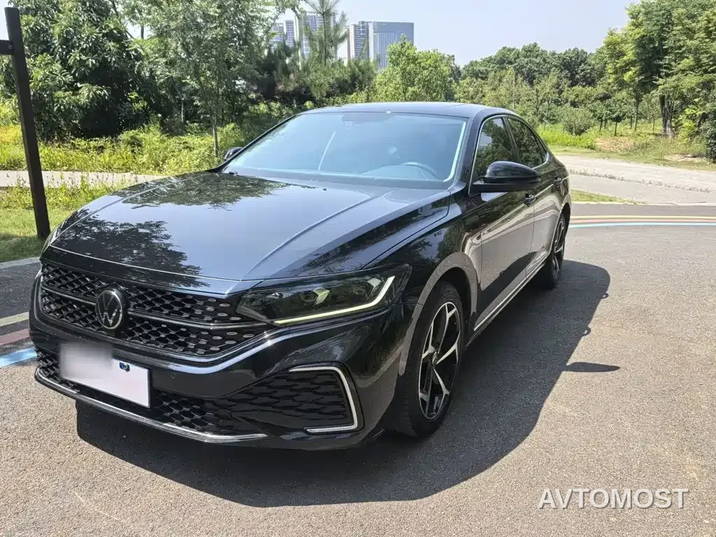 Volkswagen Passat 2023 330TSI Starlight Elite Edition — фото 20