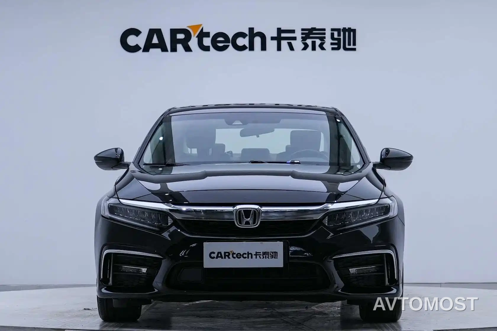 Honda Inspire 2019 Sharp Hybrid 2.0L Pure Fashion China VI — фото 7
