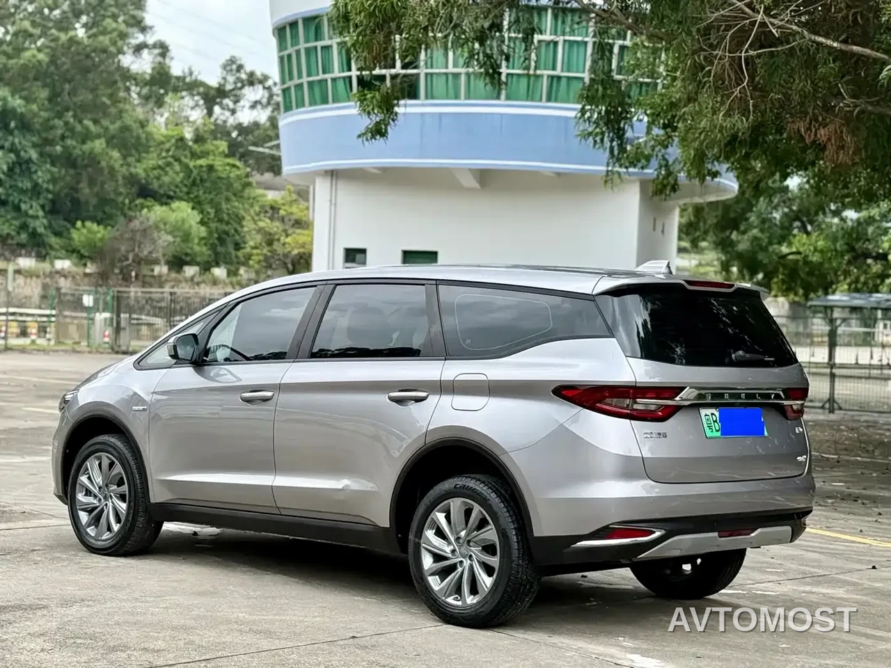 Geely Jiaji New Energy 2021 ePro 1.5TD PHEV Leisure Edition — фото 3