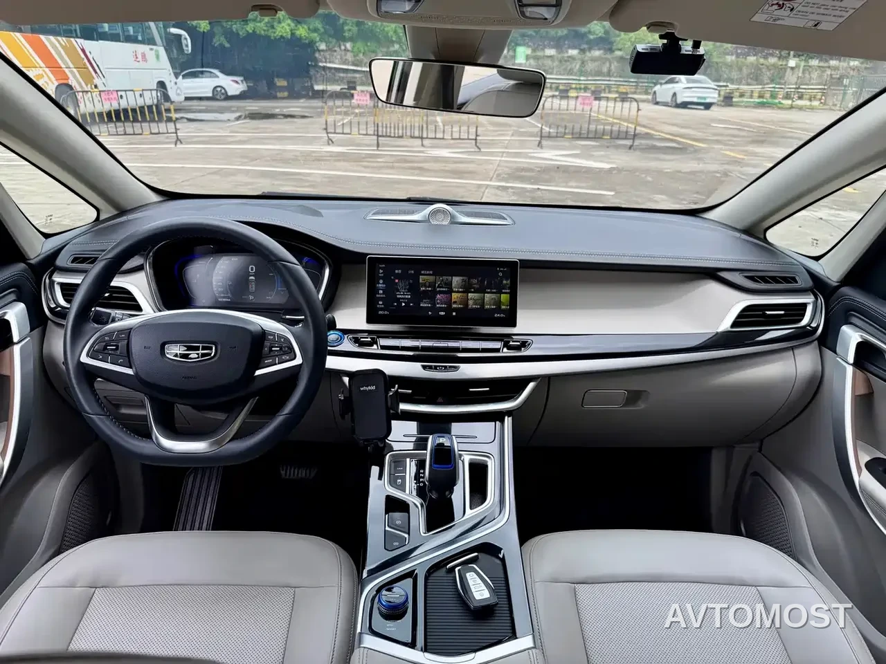Geely Jiaji New Energy 2021 ePro 1.5TD PHEV Leisure Edition — фото 16