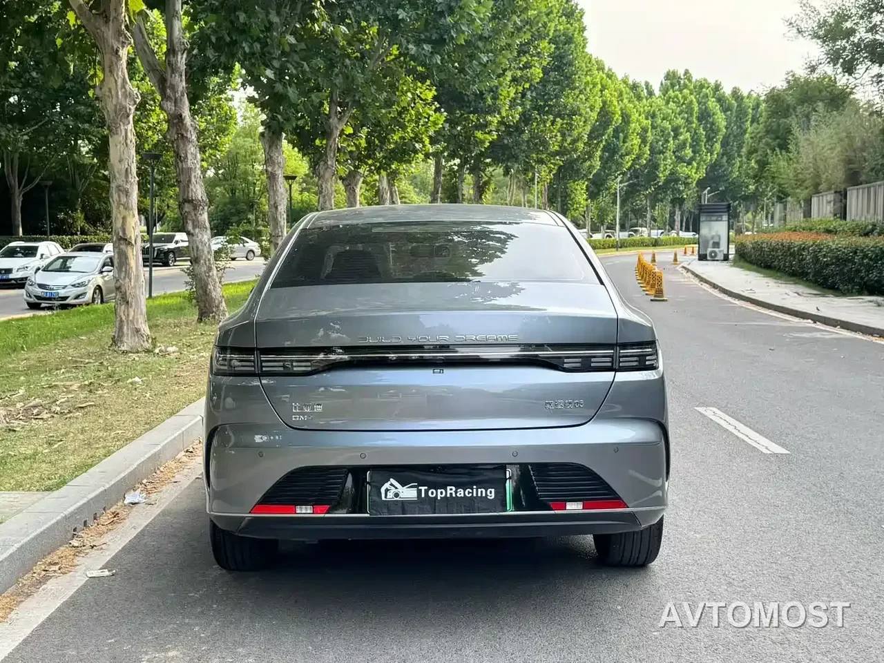 BYD Destroyer 05 2024 Glory Edition DM-i 55KM Luxury — фото 8