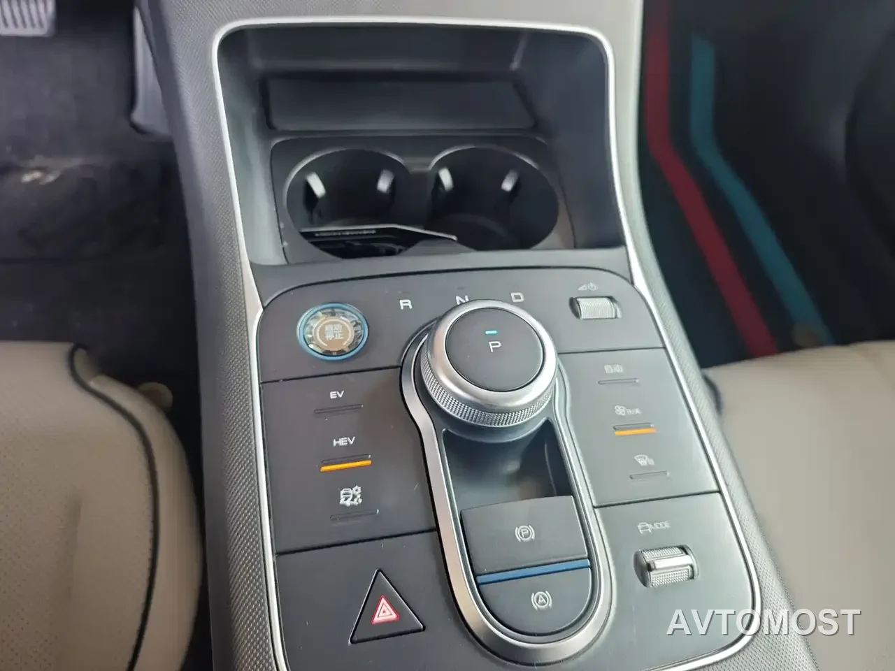 BYD Destroyer 05 2024 Glory Edition DM-i 55KM Luxury — фото 15