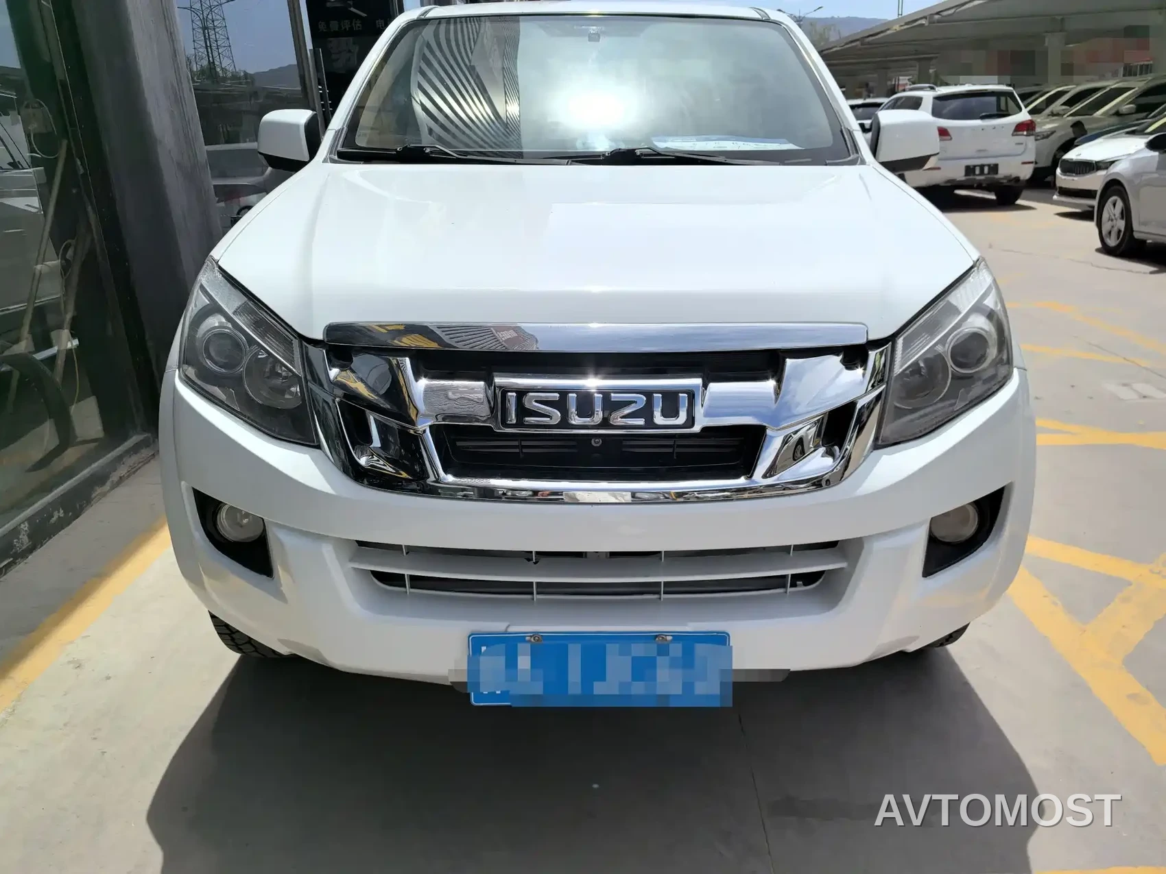 Isuzu Lingtuo 2020 2.5T 4WD Manual Navigation China VI JE4D25Q6A — фото 2