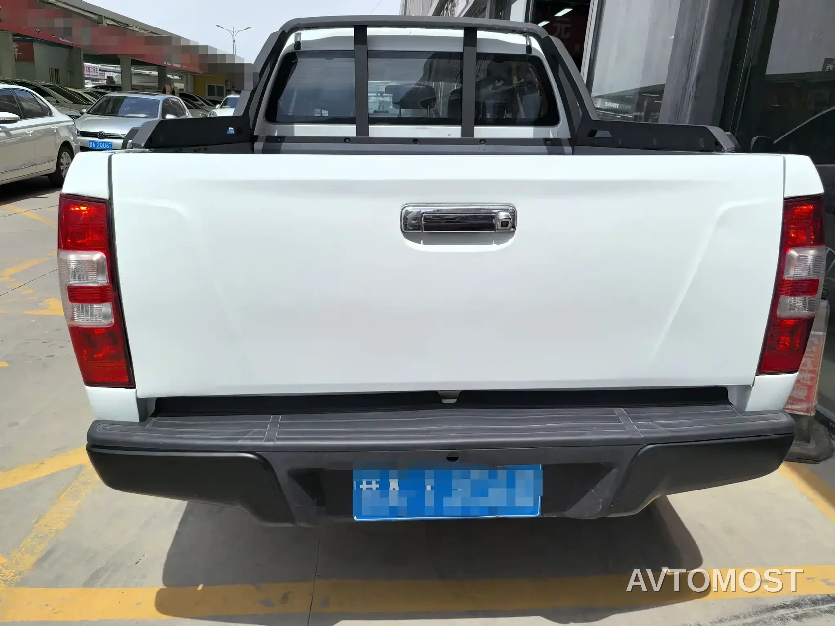 Isuzu Lingtuo 2020 2.5T 4WD Manual Navigation China VI JE4D25Q6A — фото 5
