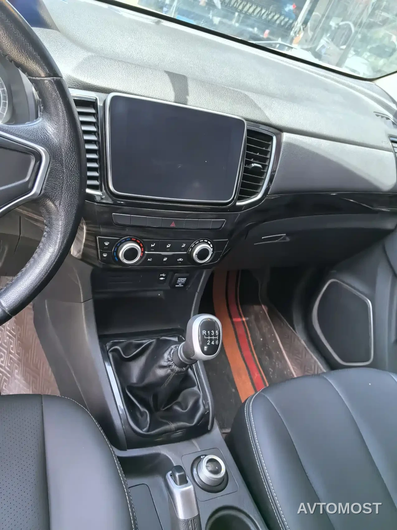 Isuzu Lingtuo 2020 2.5T 4WD Manual Navigation China VI JE4D25Q6A — фото 9