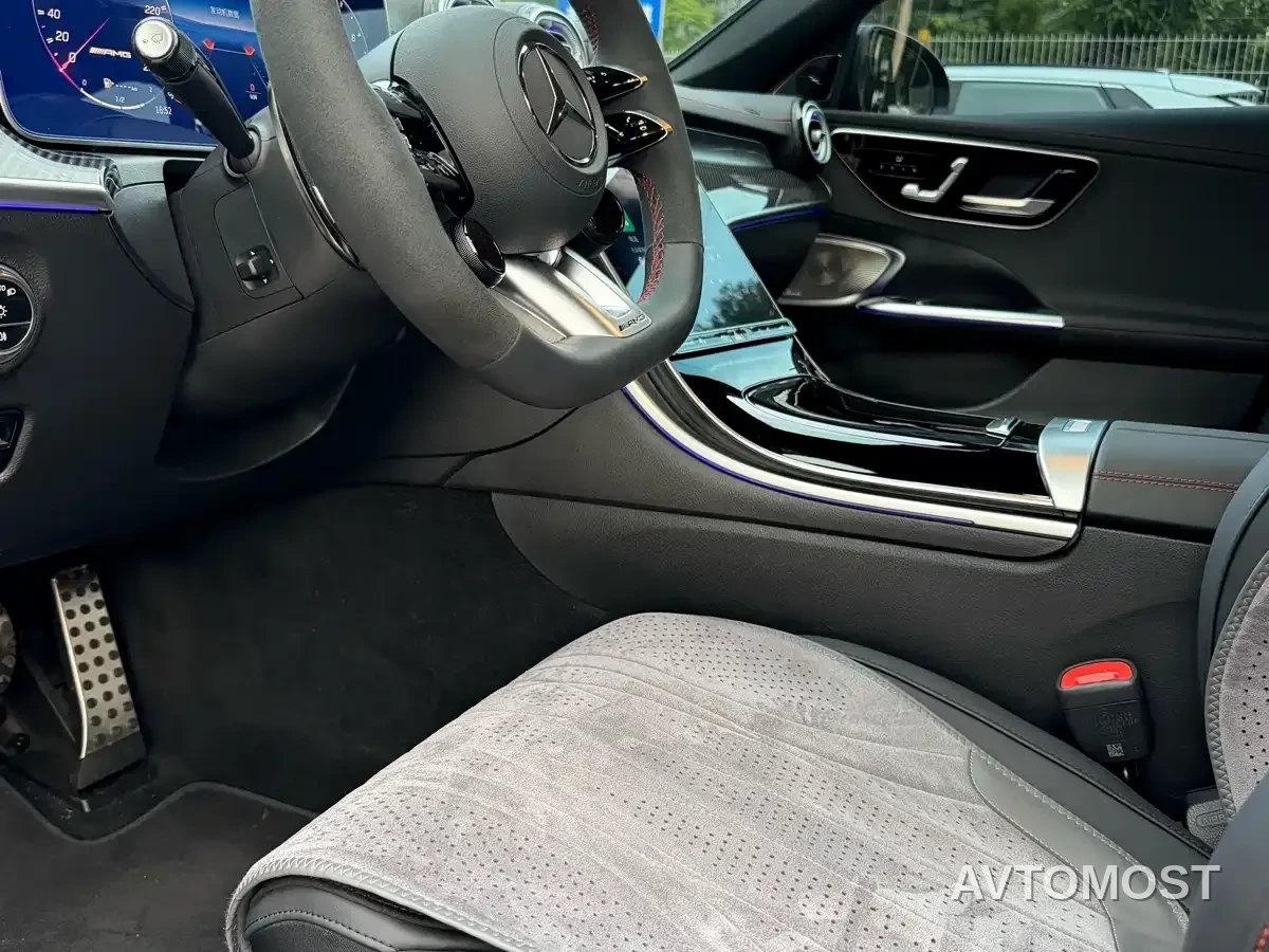 Mercedes-Benz C-Class AMG 2026 AMG C 43 4MATIC — фото 4