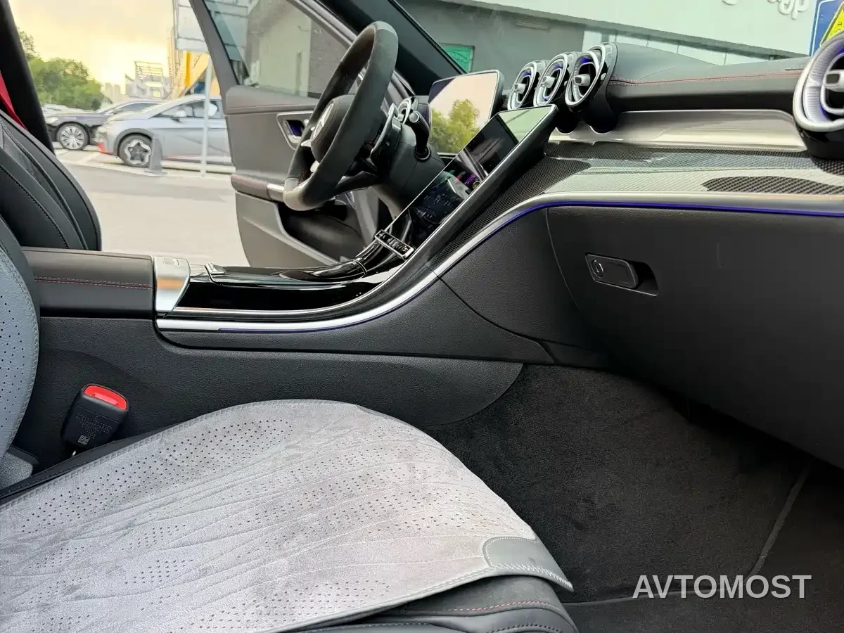 Mercedes-Benz C-Class AMG 2026 AMG C 43 4MATIC — фото 5