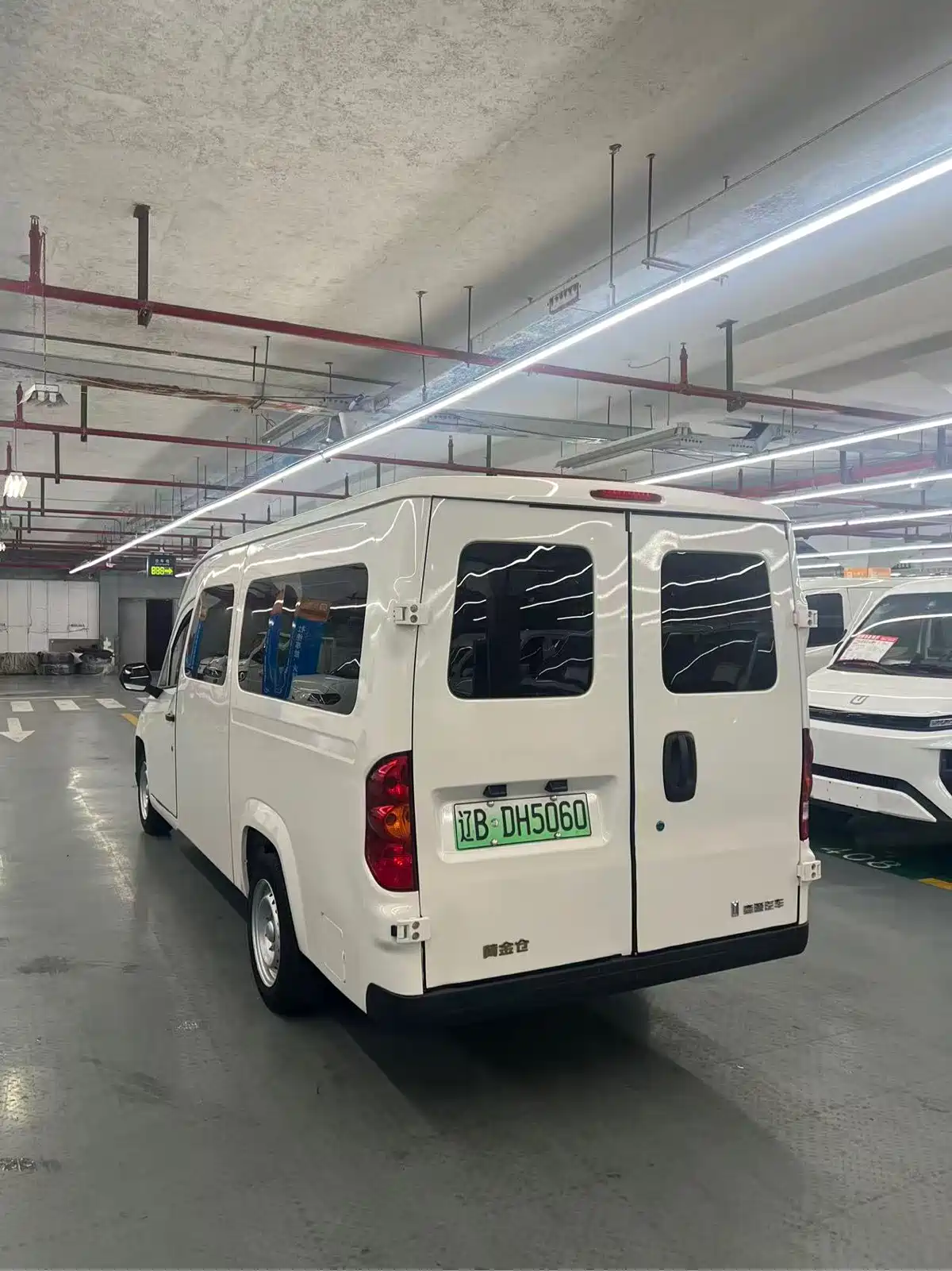 Lingshi Auto Ling Shi Golden Warehouse 2024 Model Year Luxury Edition First Class — фото 7
