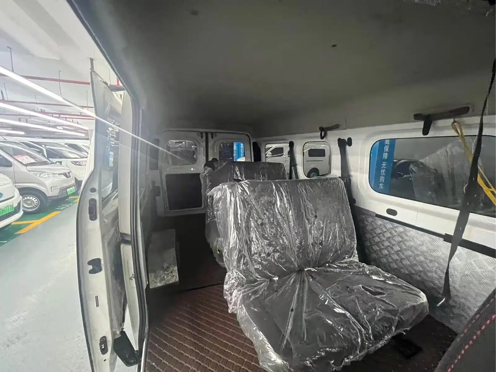 Lingshi Auto Ling Shi Golden Warehouse 2024 Model Year Luxury Edition First Class — фото 15