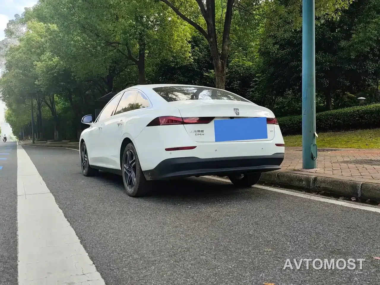 Roewe D7 2023 DMH 125km Beyond Edition — фото 3