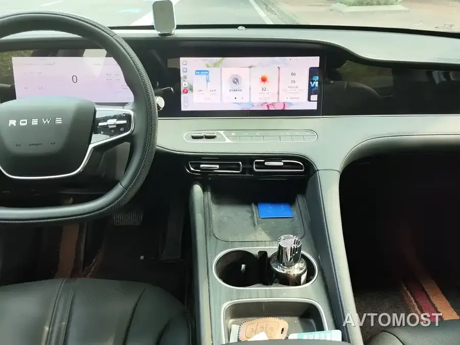 Roewe D7 2023 DMH 125km Beyond Edition