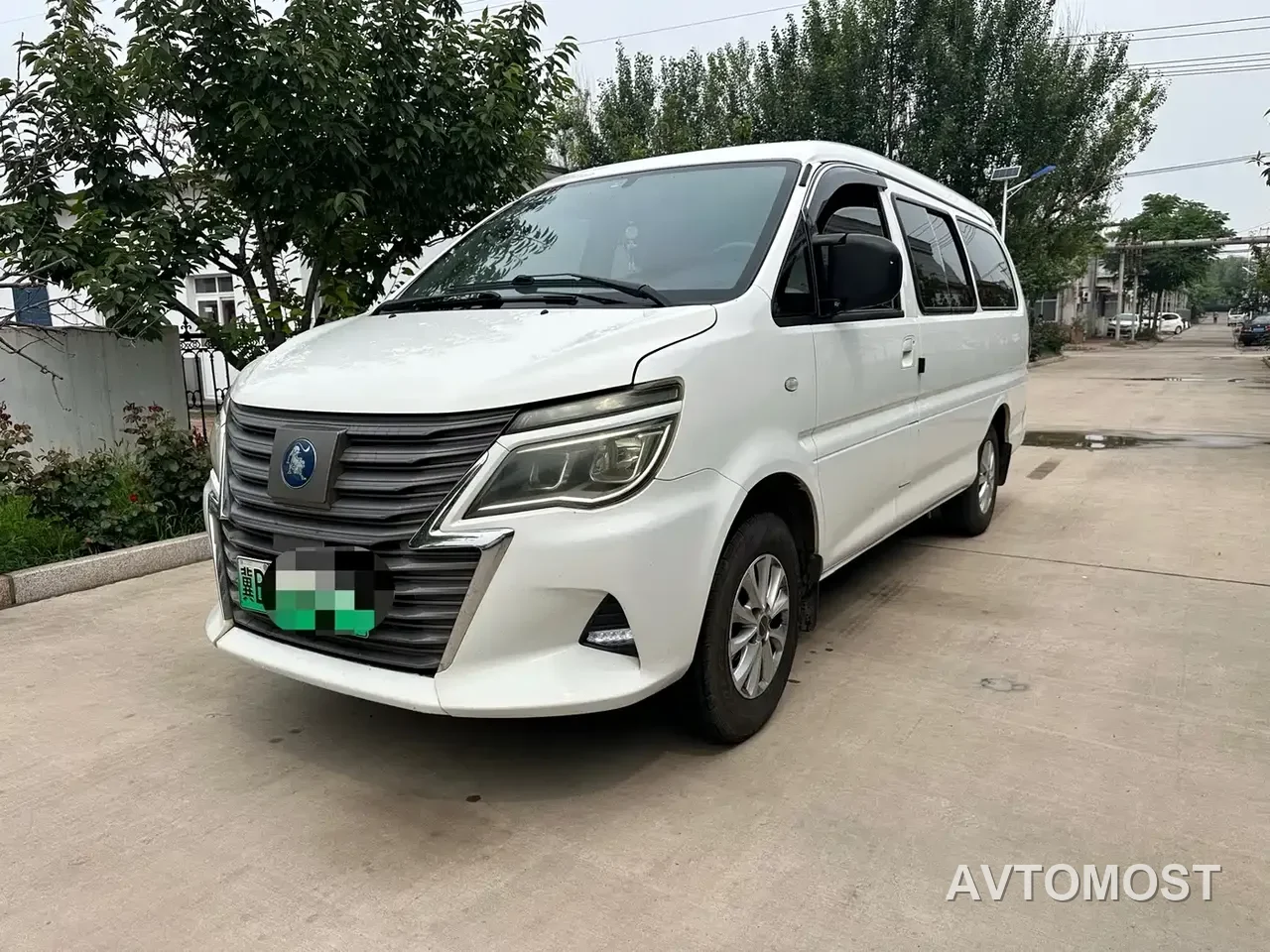 Dongfeng Fengxing Lingzhi New Energy 2021 Passenger Version Comfort 9-Seater — фото 2