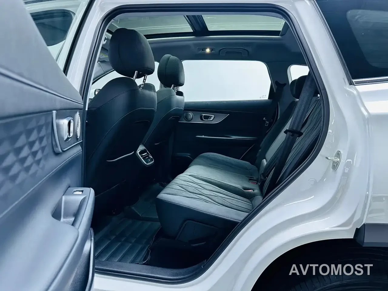 Chery Fengyun T8 2025 Model 1.5T 130km Luxury 5-Seater — фото 12