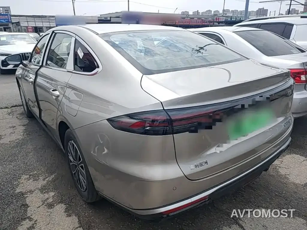 Geely Galaxy Stellar 6 2025 60km Voyager Edition — фото 5