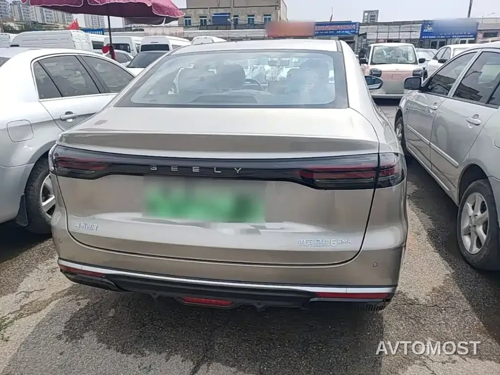 Geely Galaxy Stellar 6 2025 60km Voyager Edition — фото 6