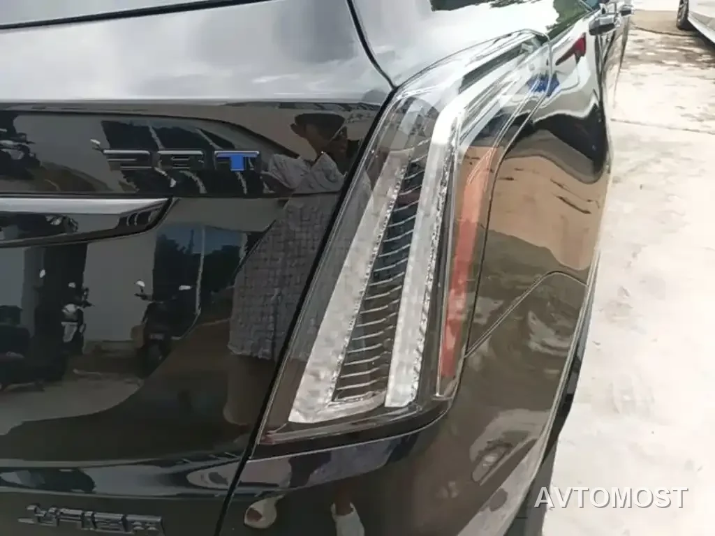 Cadillac XT5 2024 2.0T AWD Luxury (Hummingbird Edition) — фото 20