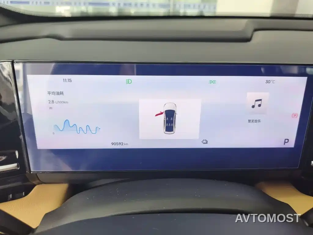 Geely Galaxy L6 2024 125km PLUS Soaring Dragon Edition — фото 12