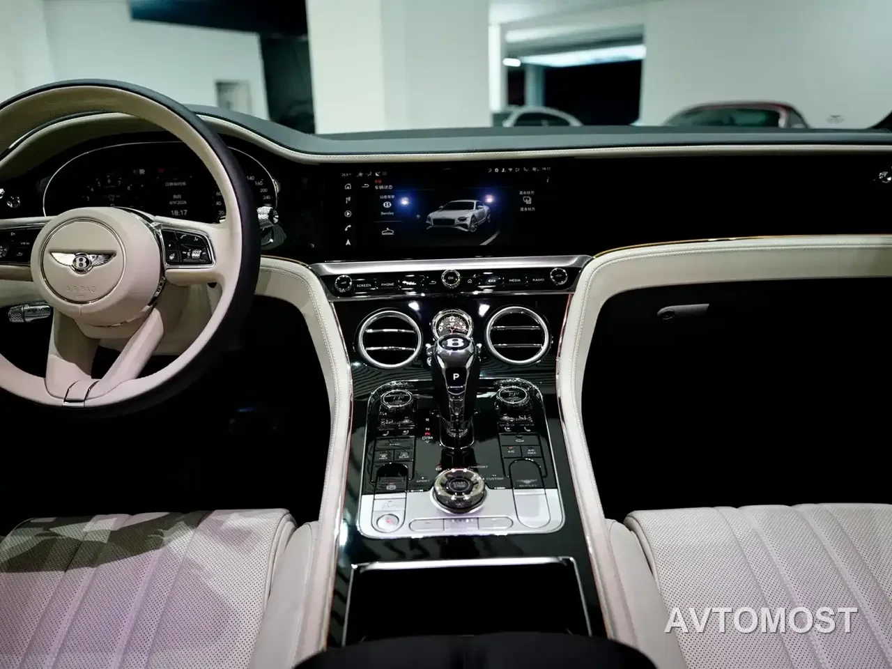 Bentley Continental Plug-in Hybrid 2026 GT Base Model — фото 9