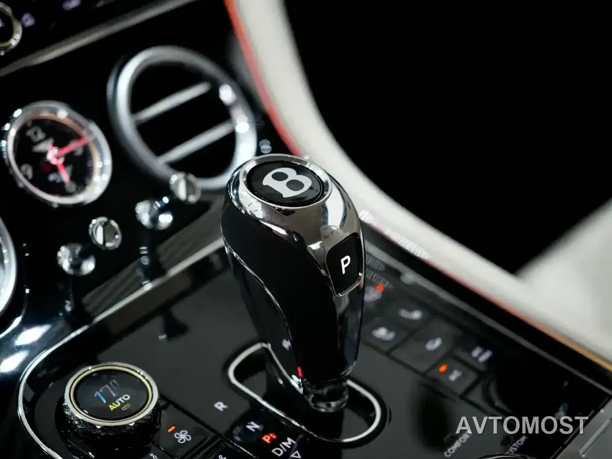 Bentley Continental Plug-in Hybrid 2026 GT Base Model — фото 19