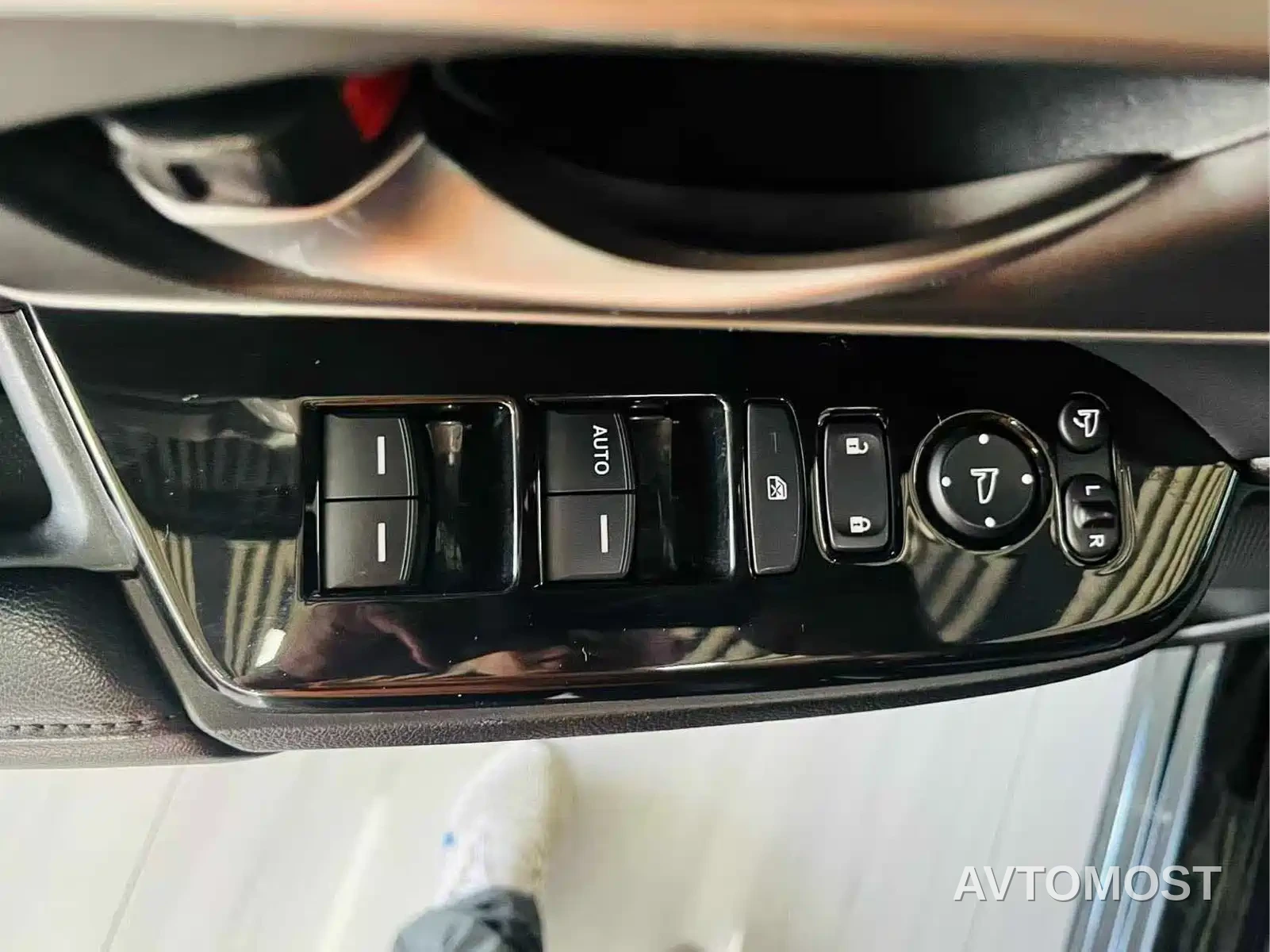 Honda Haoying 2021 Sharp Hybrid 2.0L 2WD Sharp Luxury — фото 12