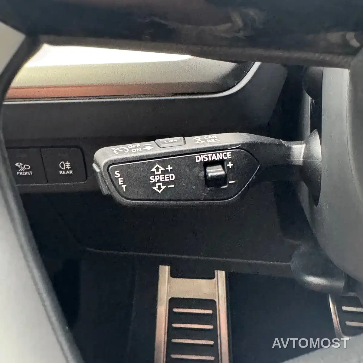Audi Q5 e-tron 2022 50 e-tron quattro Honor Edition Brocade Package — фото 28
