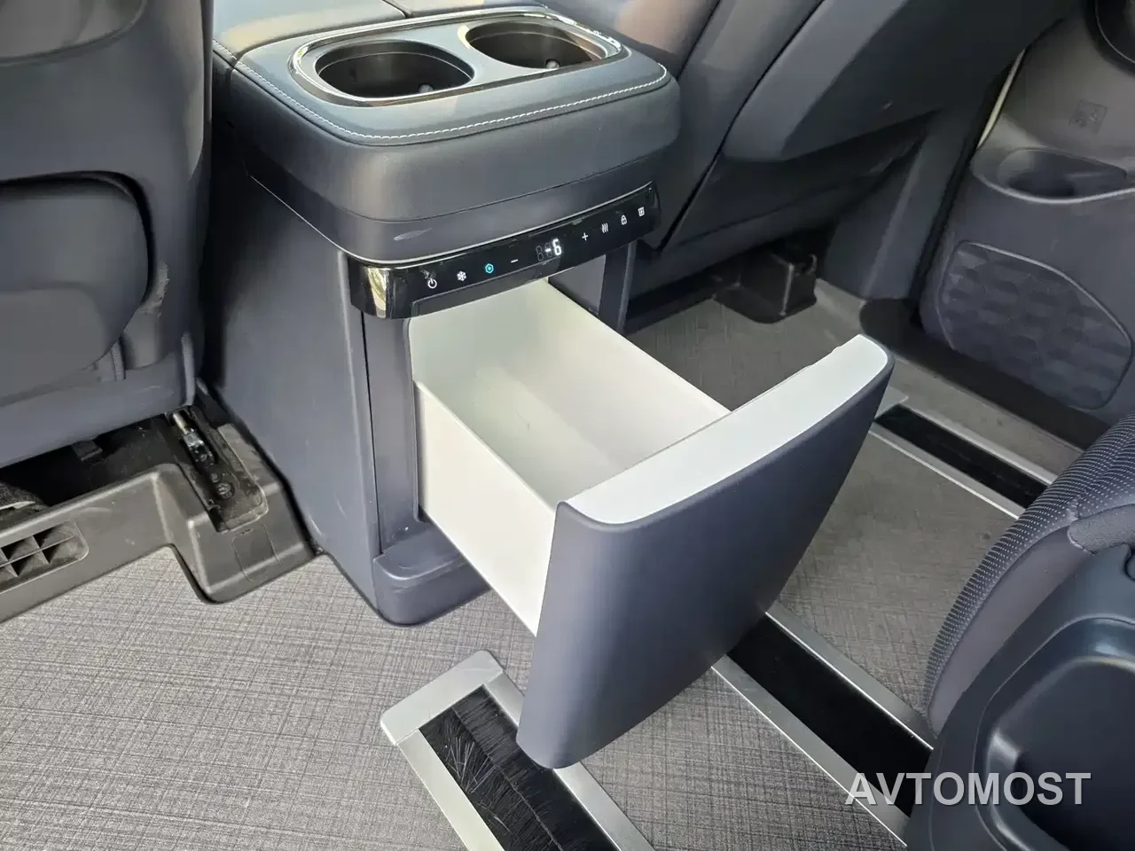 GAC Trumpchi Xiangwang M8 2025 Model QianKun Series Ultra First Class — фото 27