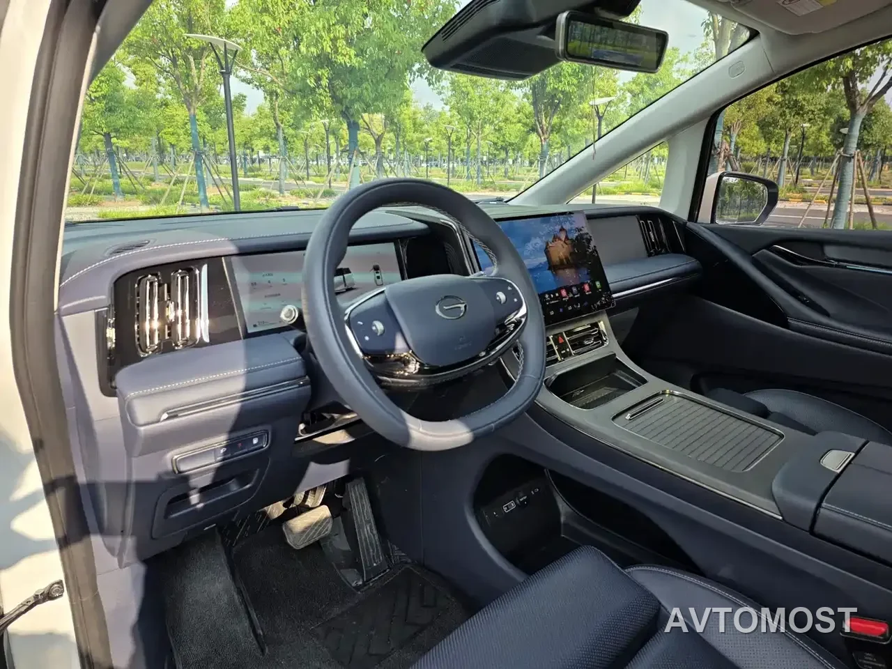GAC Trumpchi Xiangwang M8 2025 Model QianKun Series Ultra First Class — фото 7