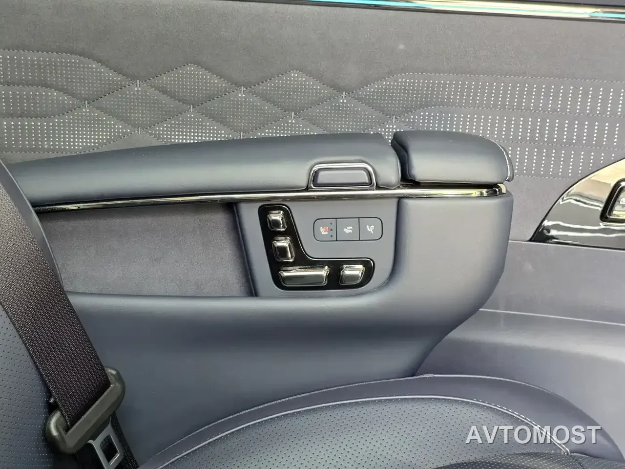 GAC Trumpchi Xiangwang M8 2025 Model QianKun Series Ultra First Class — фото 17