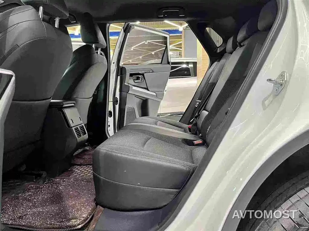 Toyota FAW Toyota bZ4X 2022 2WD Long Range JOY Edition — фото 11