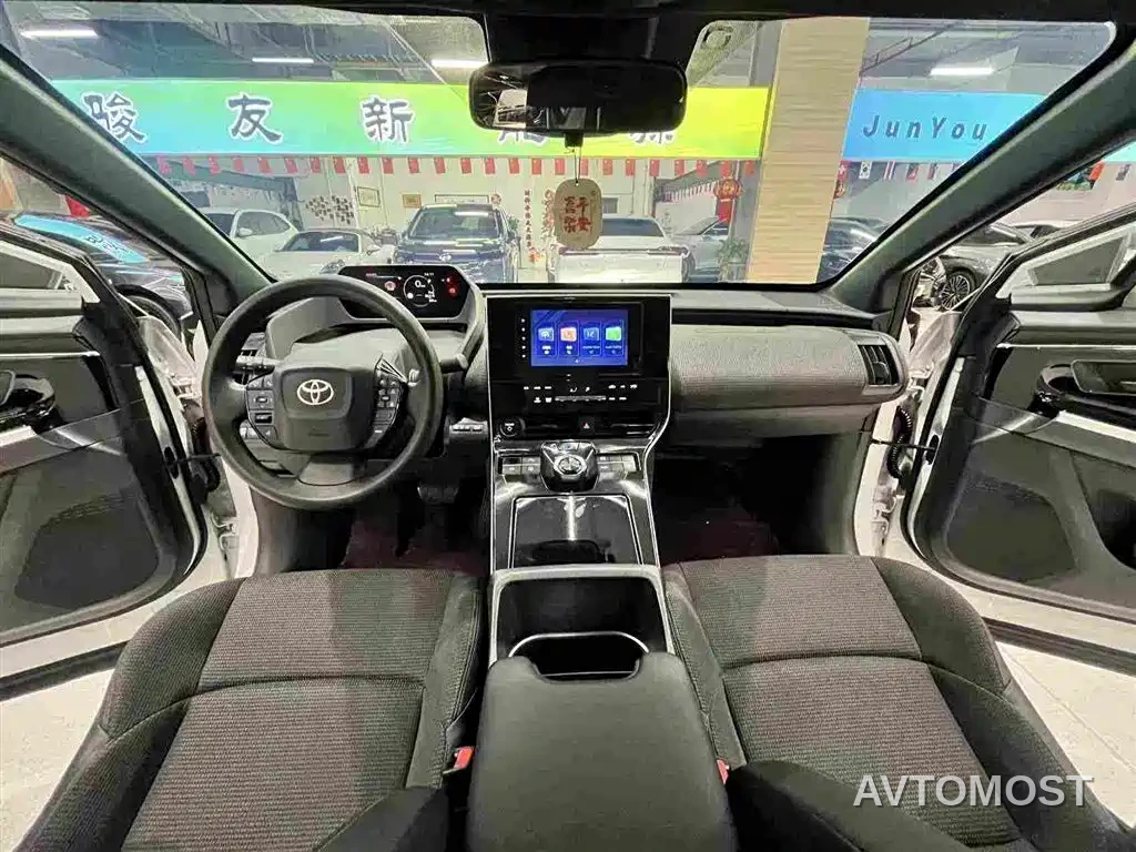 Toyota FAW Toyota bZ4X 2022 2WD Long Range JOY Edition — фото 22