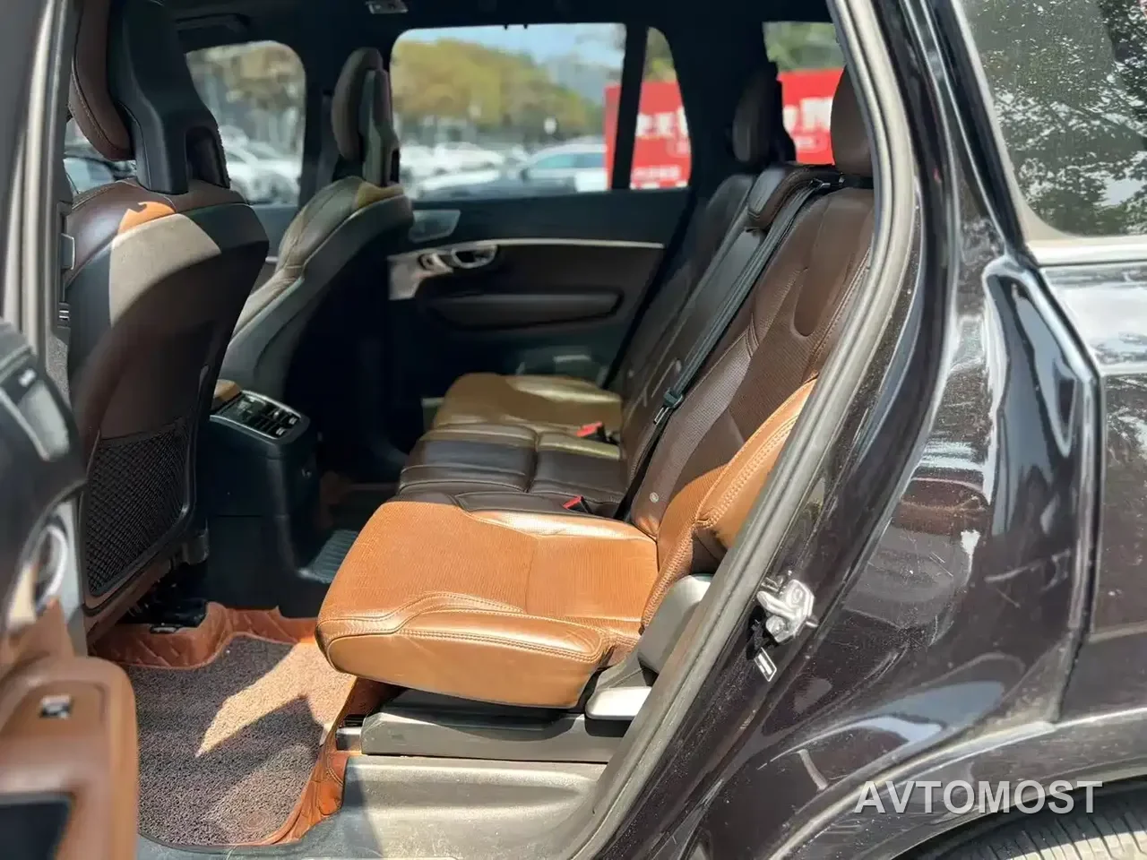 Volvo XC90 Plug-in Hybrid 2021 E-Drive Hybrid T8 Premium Luxury 7-Seater — фото 5