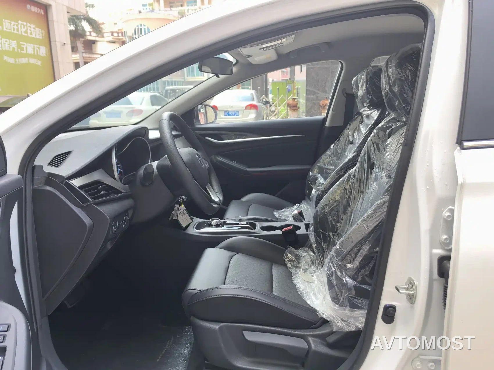 Changan Eado New Energy 2022 EV460 Smart Ride-Hailing Edition (LFP) — фото 9