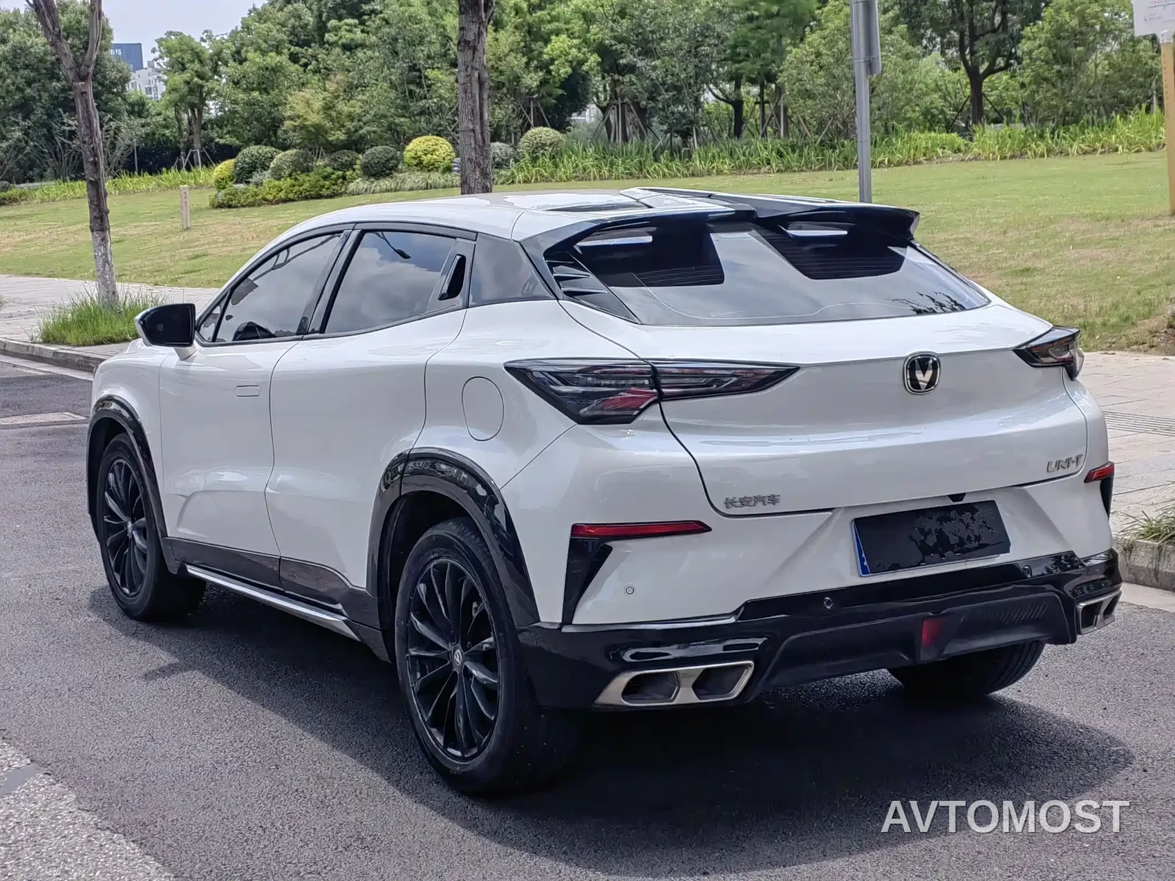 Changan UNI-T 2022 1.5T Excellence — фото 6