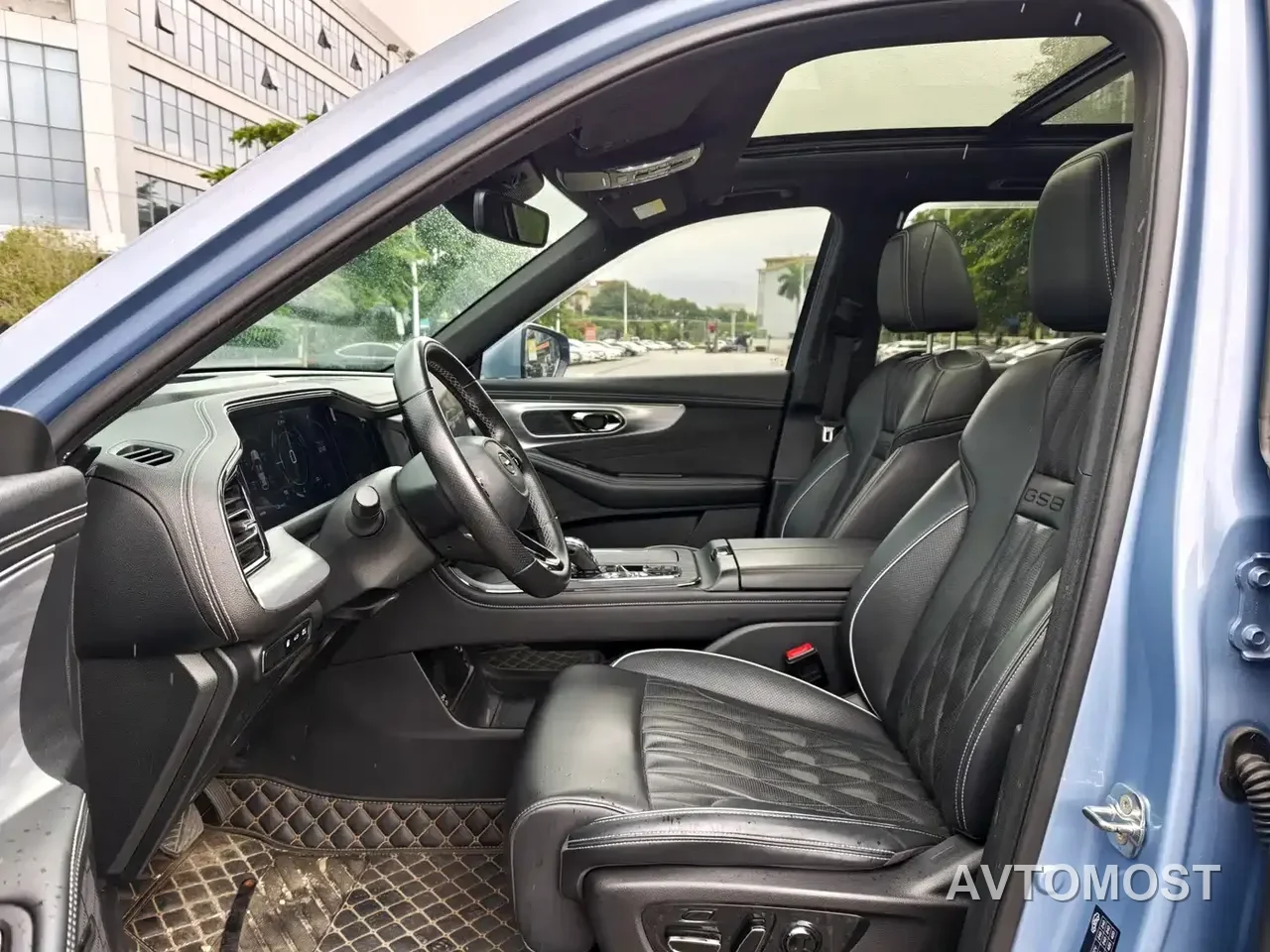 GAC Trumpchi GS8 2022 Dual Engine Series 2.0TM 2WD Premium Edition (7-Seater) — фото 4