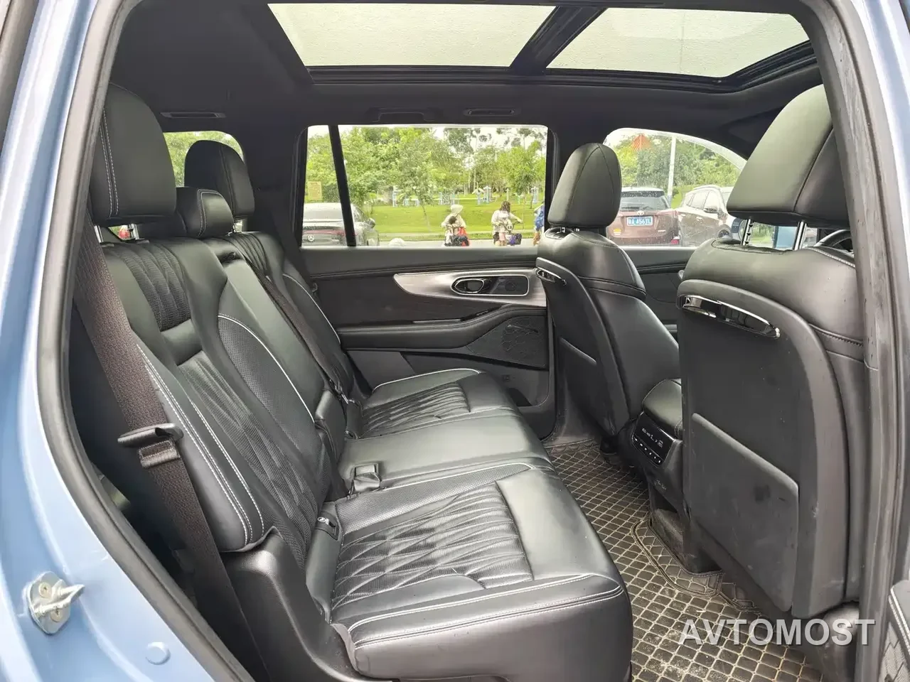 GAC Trumpchi GS8 2022 Dual Engine Series 2.0TM 2WD Premium Edition (7-Seater) — фото 7