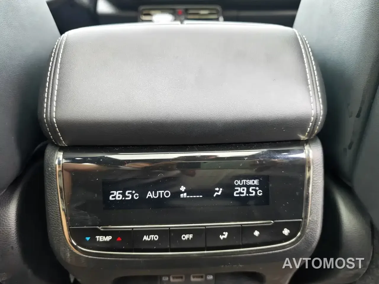GAC Trumpchi GS8 2022 Dual Engine Series 2.0TM 2WD Premium Edition (7-Seater) — фото 9