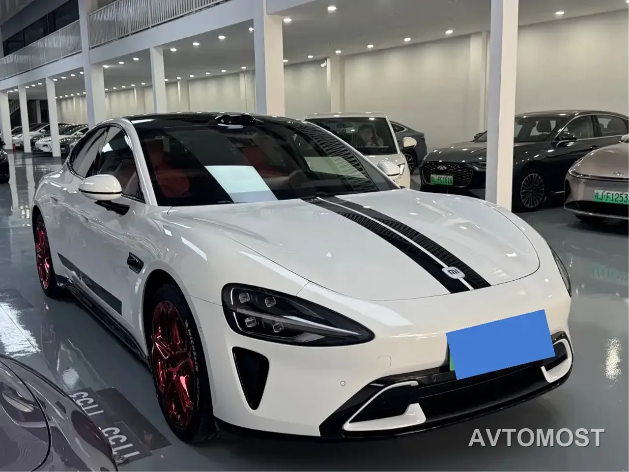 Xiaomi SU7 2024 RWD Ultra Long Range Advanced Smart Driving Pro Edition — фото 2