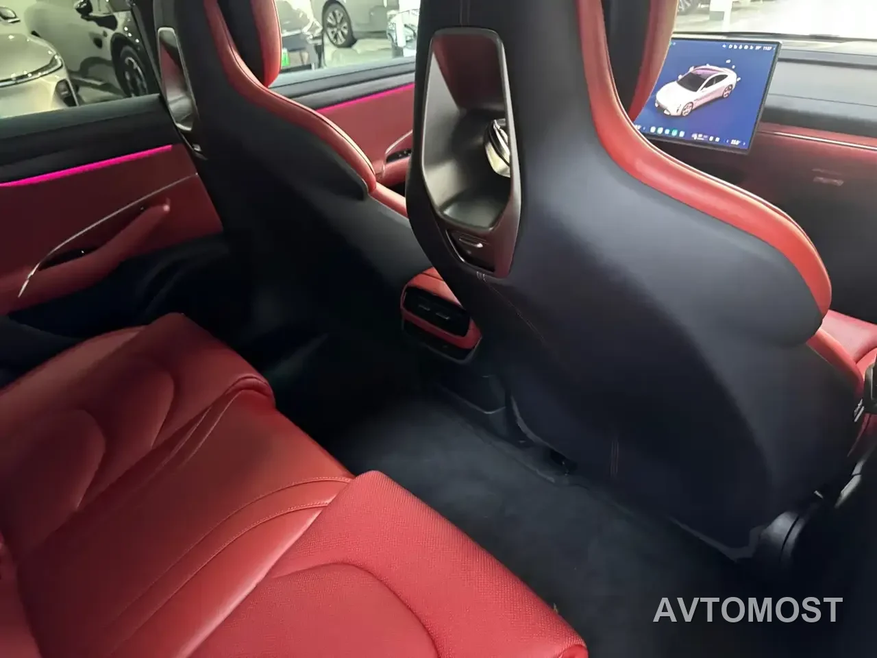 Xiaomi SU7 2024 RWD Ultra Long Range Advanced Smart Driving Pro Edition — фото 9