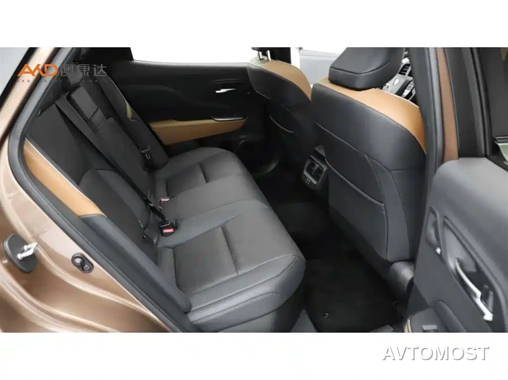 Toyota Crown 2018 2.0T Premium Edition — фото 8