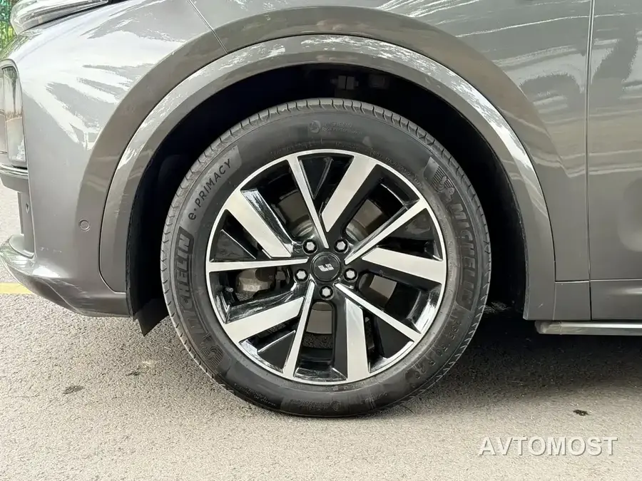 Li Auto L7 2023 Pro