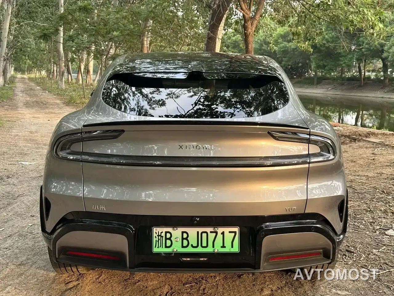 Xiaomi YU7 2025 Extended Range RWD Edition — фото 6