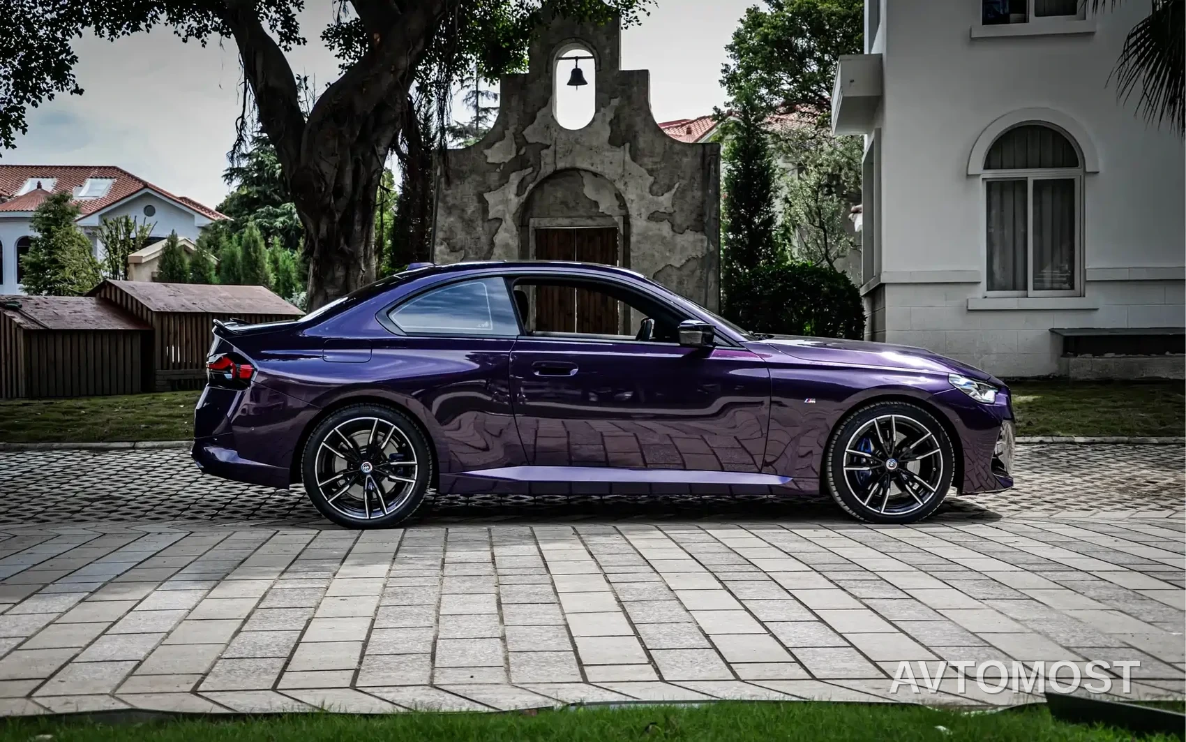 BMW M240i 2026 M240i xDrive — фото 8
